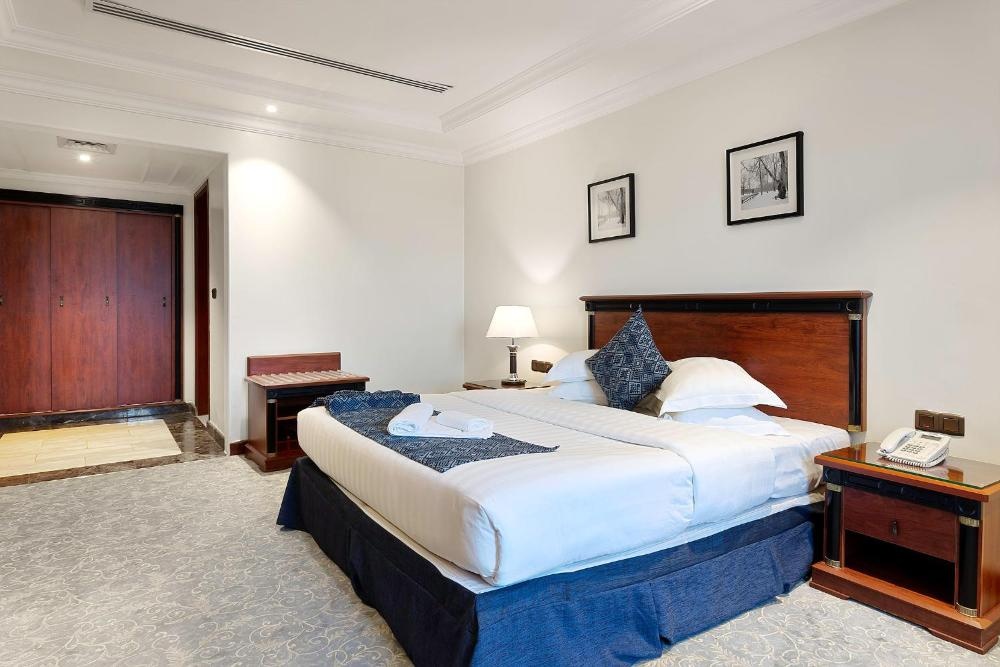 Crown Tower Hotel Image 12