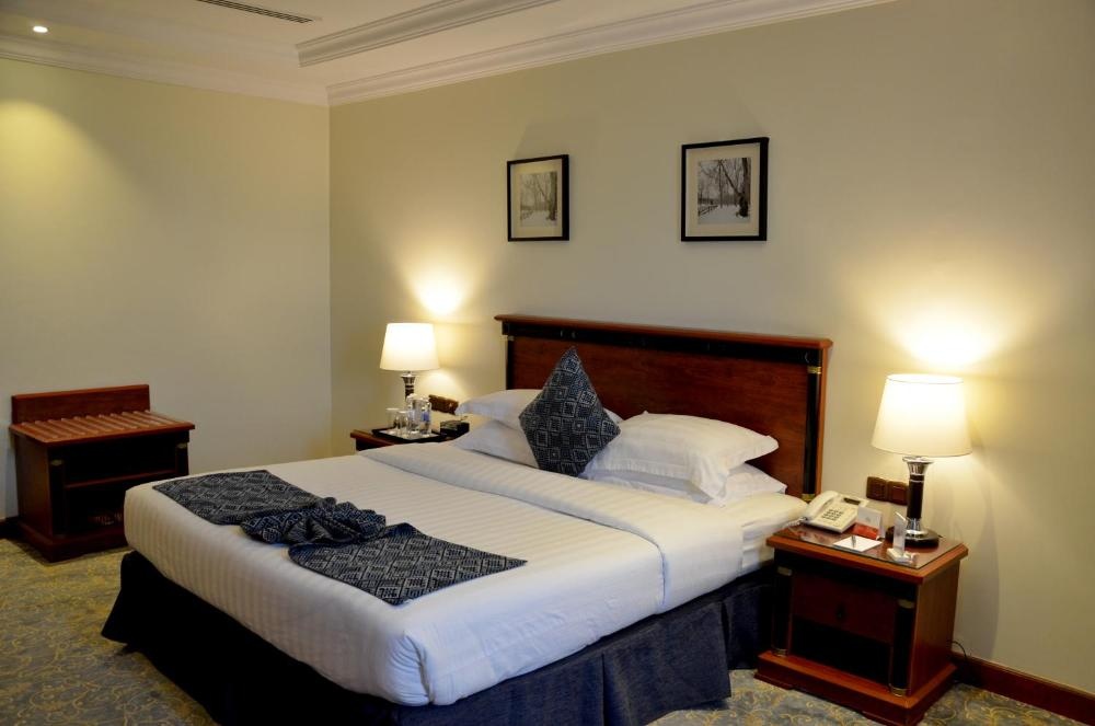 Crown Tower Hotel Image 16