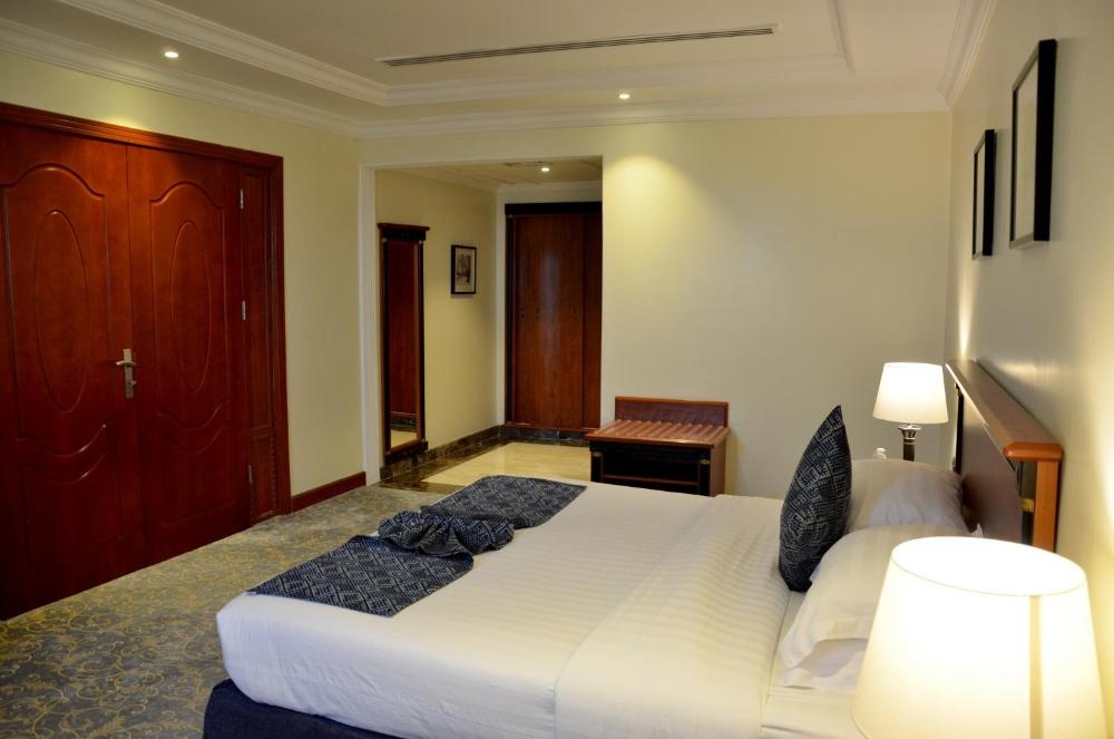 Crown Tower Hotel Image 41