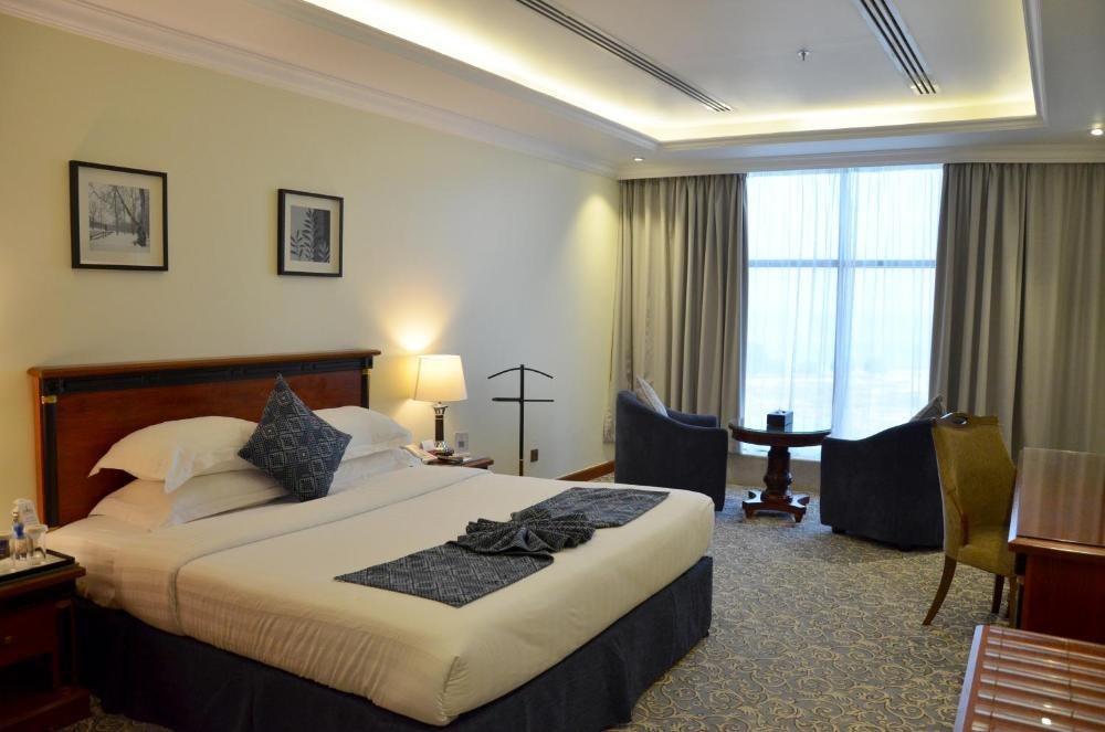 Crown Tower Hotel Image 42