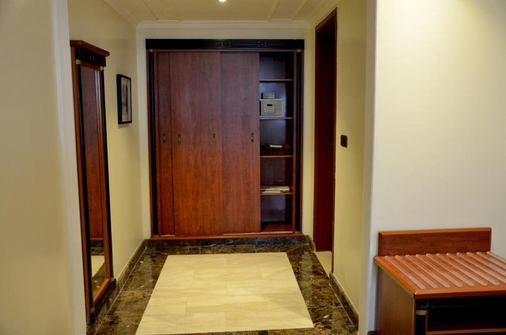 Crown Tower Hotel Image 45